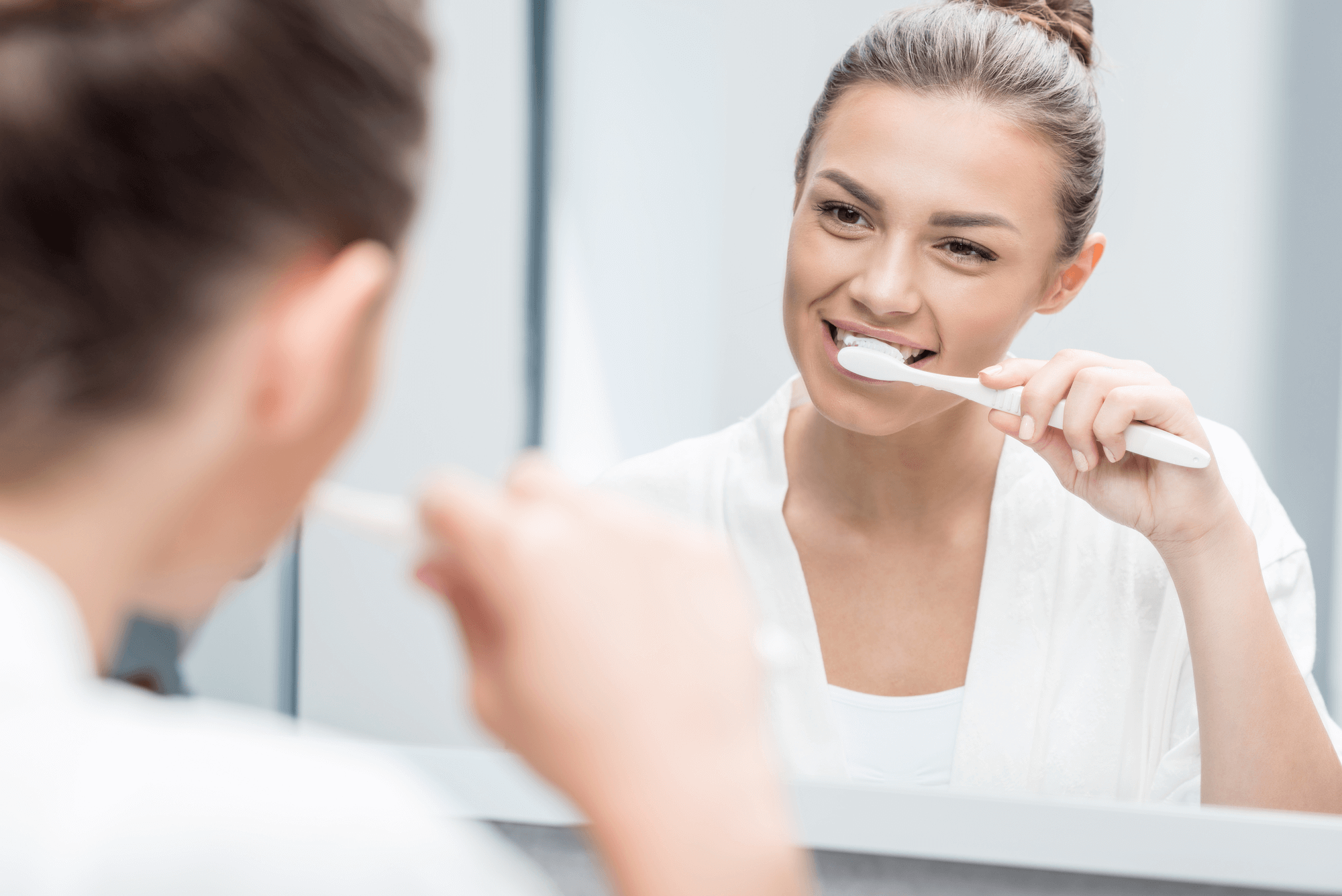 Benefits of Professional Teeth Cleaning vs. At-Home Care