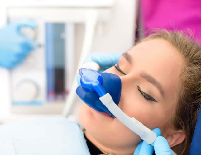 Sedation Dentistry: What It Is &amp; What To Expect